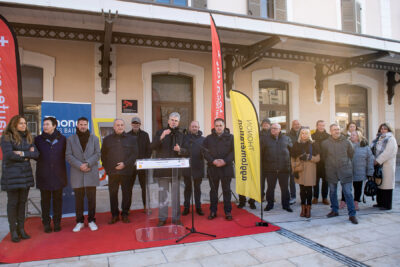 Agrandir l'image 2 sur 3, fenêtre modale