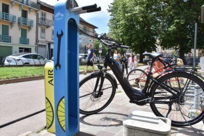 Agrandir l'image 2 sur 3, fenêtre modale