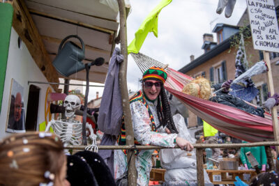 Agrandir l'image 46 sur 60, fenêtre modale