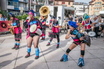 Agrandir l'image 10 sur 28, fenêtre modale