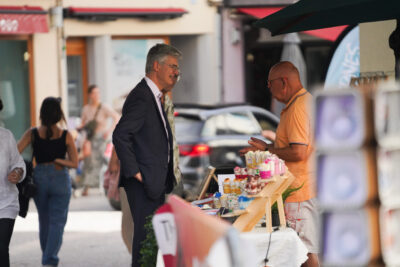 Agrandir l'image 6 sur 28, fenêtre modale