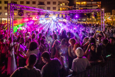 Agrandir l'image 11 sur 41, fenêtre modale