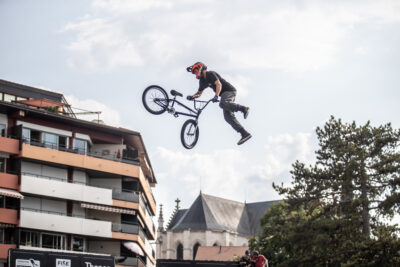 Agrandir l'image 30 sur 41, fenêtre modale