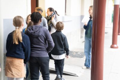 Agrandir l'image 2 sur 18, fenêtre modale